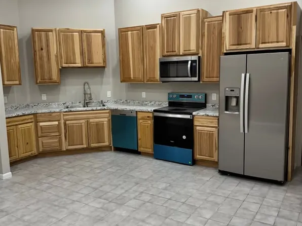 813 Highway 23 N #1, Sandstone, MN 55072