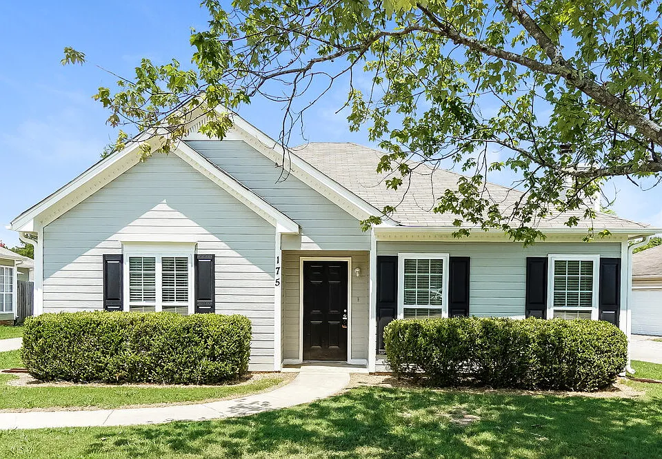 175 Cedar Bend Dr