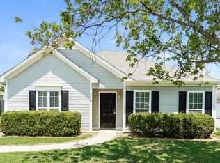 175 Cedar Bend Dr, Helena, AL 35080