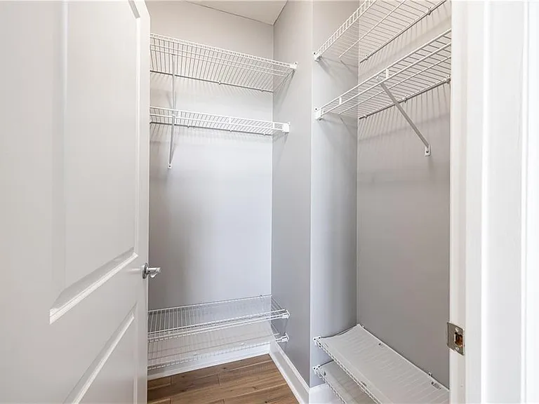 325 E Paces Ferry Rd NE #706 — Photo 17