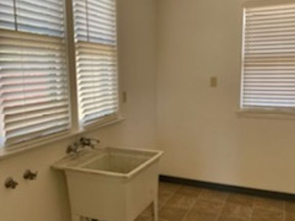 5th image of 5013 E Platt Ave