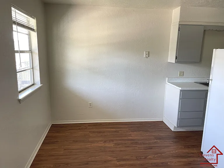 Amber Apartments — Photo 21