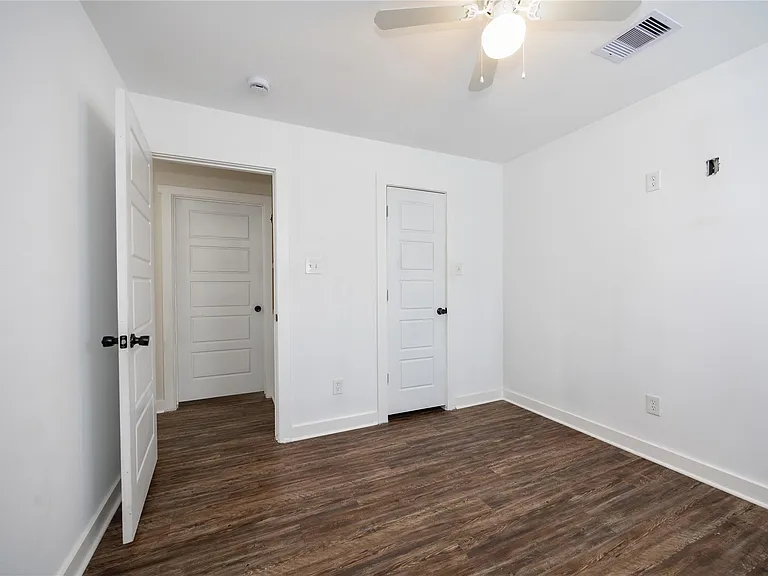 10930 Exeter St #B — Photo 19