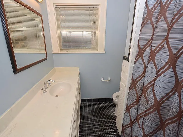 3027 Amherst St — Photo 14