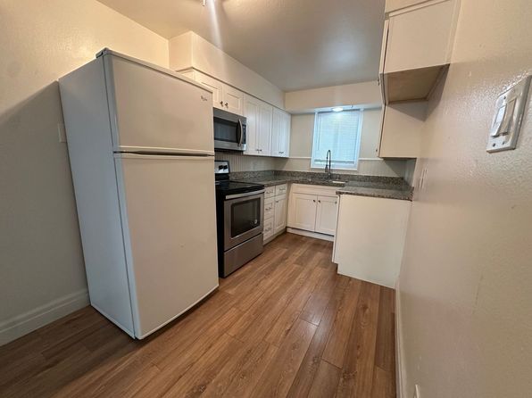 145 Keystone Pl APT A