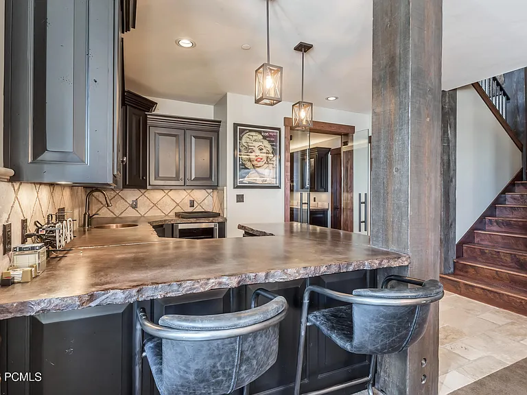 8235 N Sunrise Loop — Photo 21