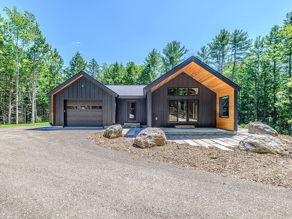1st image of 830 Paris Road