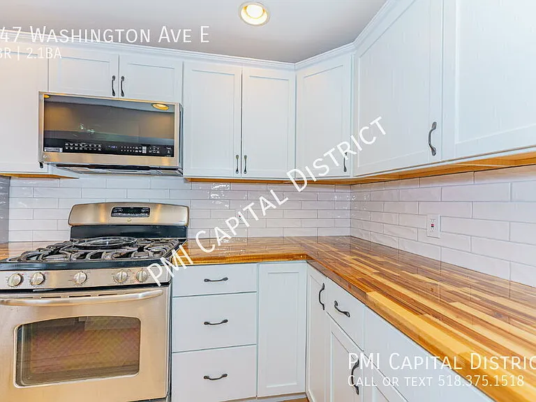 247 Washington Ave E — Photo 6