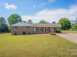 106 Plantation Pl, Kings Mountain, NC 28086