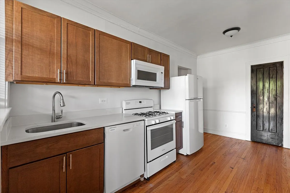 1 bed, 1.0 bath, $1,795 — Photo 4