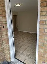 2 bed, 1.0 bath, 1050 sqft, $1,550 — Photo 4