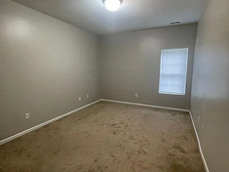 247 Makayla Ct — Photo 12