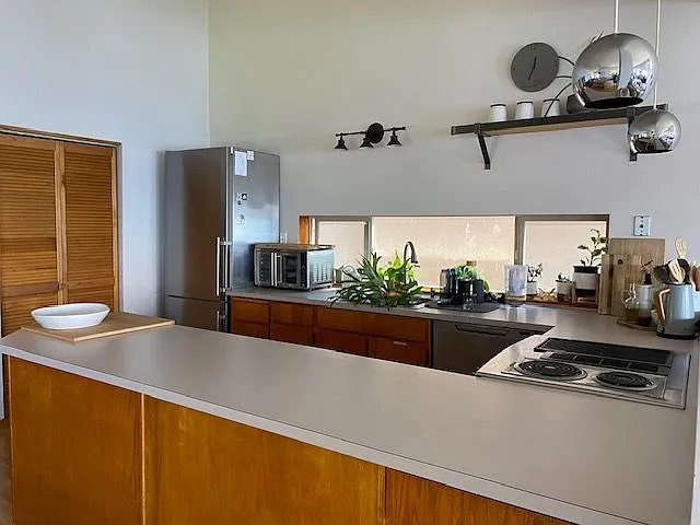Large kitchen, very open and streamlined