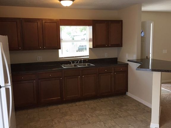 4th image of 3707 N 58th St