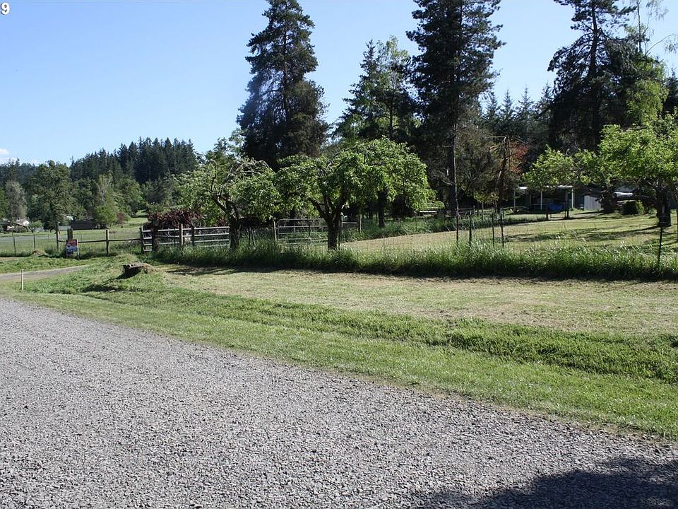 1st image of 521 Riverwood Ln