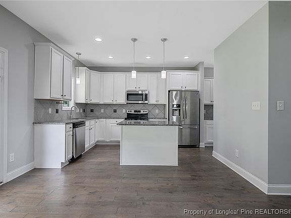 2nd image of 4252 Pleasantburg Dr