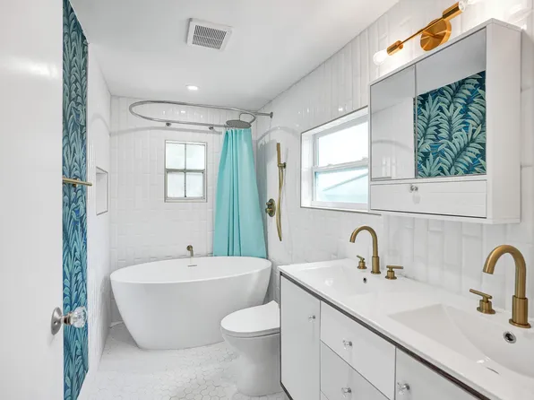 2722 NE 6th Lane, Wilton Manors, FL 33334