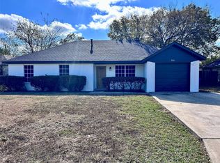 302 Monica St, Glenn Heights, TX 75154