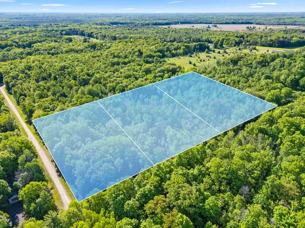 White Buck Ln #7, Crivitz, WI 54114