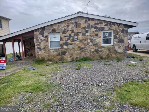 112 E Boat Dr, Little Egg Harbor, NJ 08087