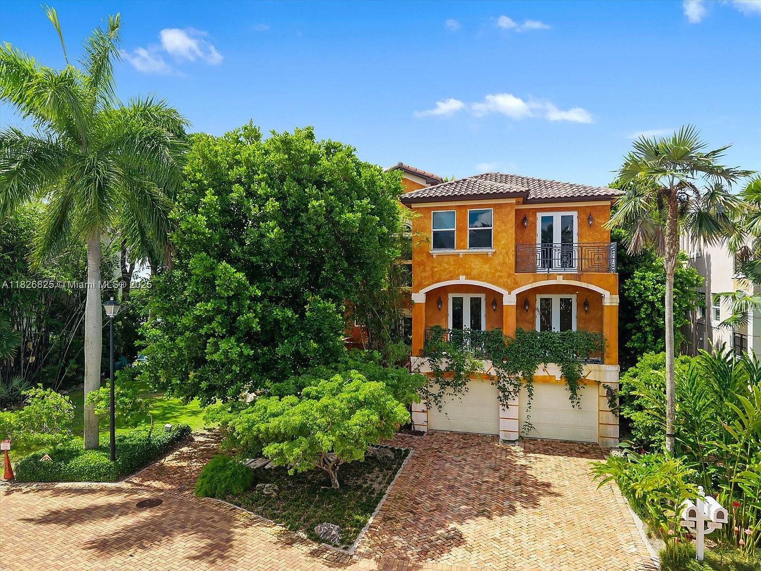 5843 Paradise Point Dr, Palmetto Bay, FL 33157 | Zillow