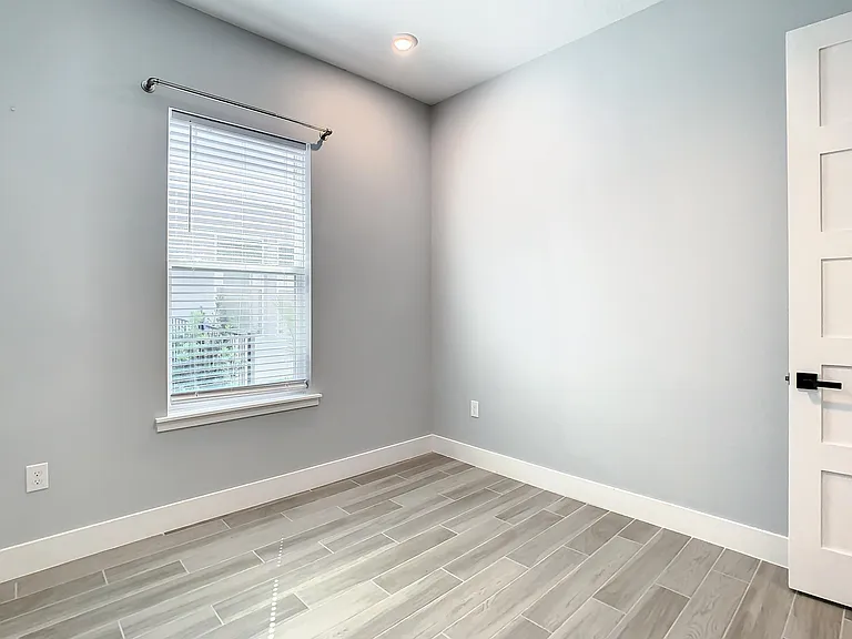 7463 Alpine Butterfly Ln — Photo 45