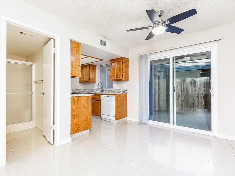 1016 Alene Ave #A — Photo 8