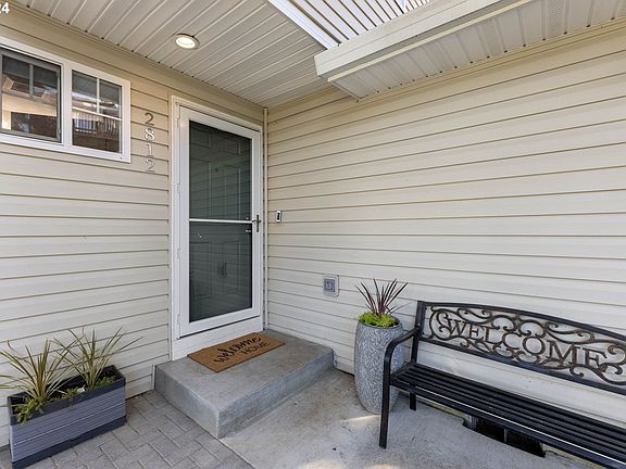 5th image of 2812 NE 96th Way
