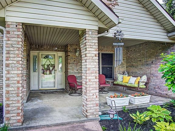 4th image of 2379 El Cid Dr