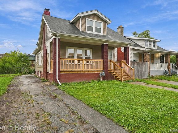 2nd image of 8729 Colfax St