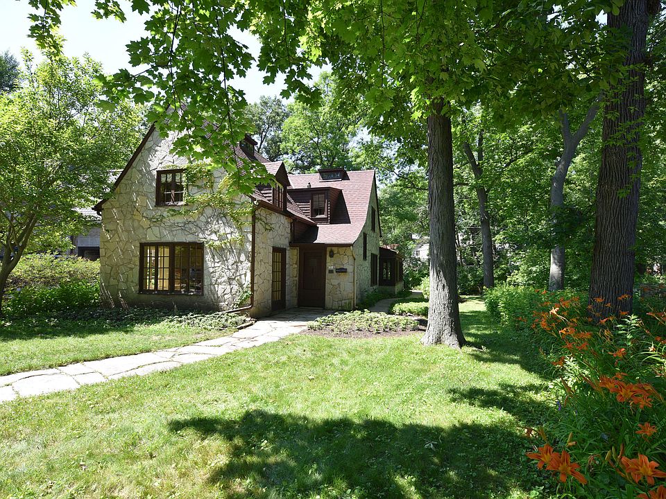 1st image of 984 E Circle Dr