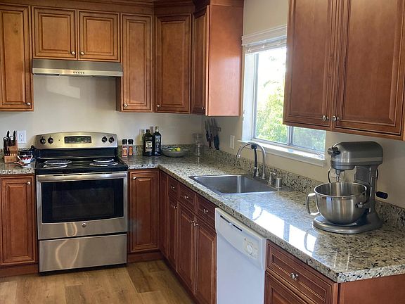 2nd image of 3264 Cadillac Dr APT 4