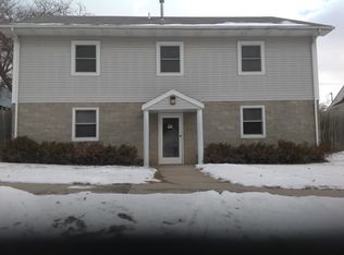 209 N Locust St APT 4, Glenwood, IA 51534