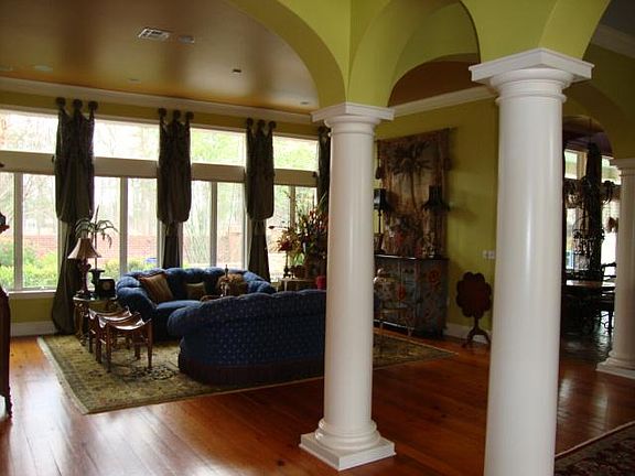 4th image of 404 White Oak Dr