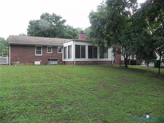 3rd image of 607 Dunkerry Ln