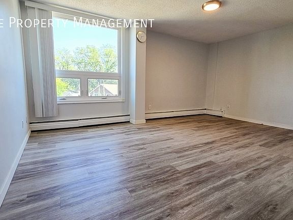 4th image of 314 14th St NW #305