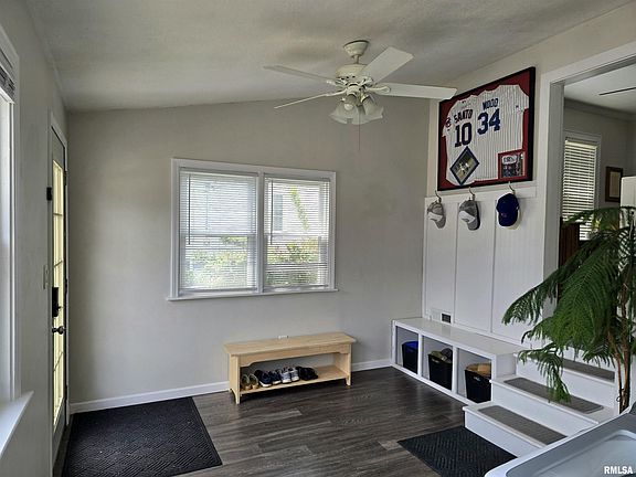 3rd image of 961 Beecher Ave