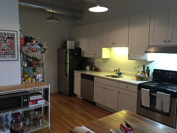 5th image of 4801 N Ravenswood Ave #8