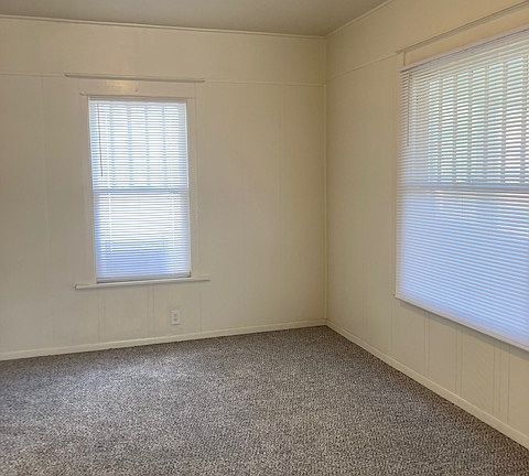 5th image of 608 E Republic St