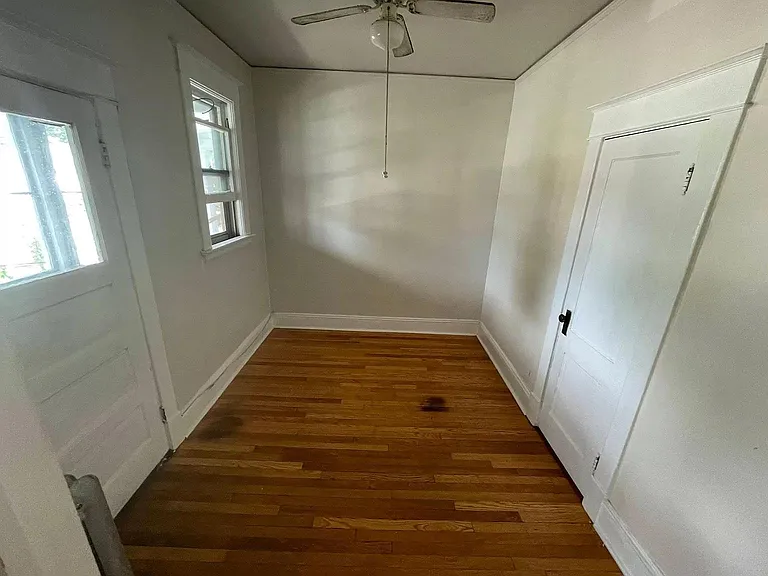 706 Myrtle Ave #2F — Photo 4