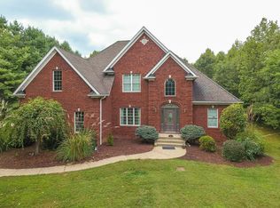 8105 Cunningham Sarles Rd, Borden, IN 47106