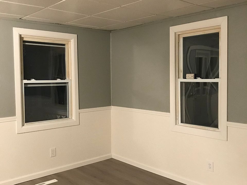 2nd image of 916 Baldwin Ave