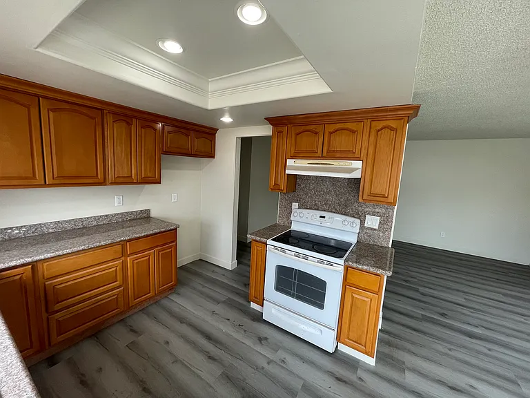 2903 Clover Ct — Photo 15