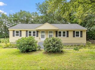 5 Shawnee Rd #B, Pepperell, MA 01463