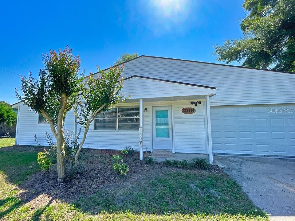 1st image of 208 Kenlake Dr