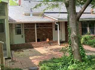 202 Maple Ave #C, Carrboro, NC 27510