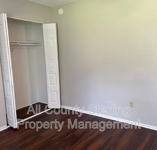 2261 Saint Augustine St — Photo 21