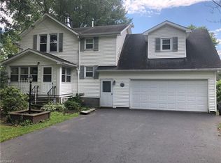 229 Rosegarden Dr NE, Warren, OH