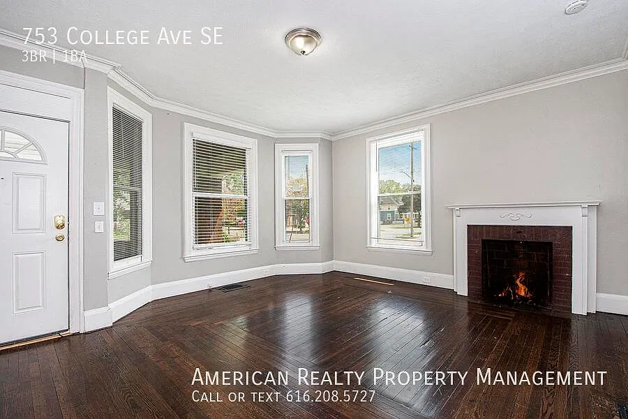 3 bed, 1408 sqft, $1,725 — Photo 2