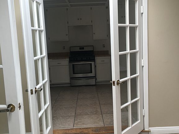 5th image of 2199 S Kellogg Ave